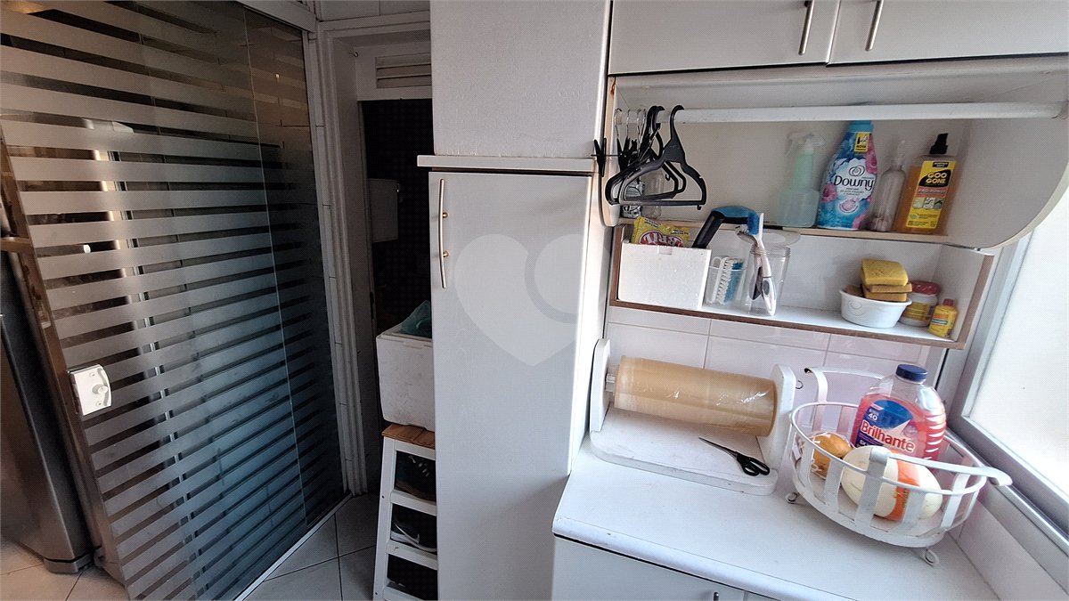 Apartamento a venda em Perdizes, 3 dormitórios, sendo 2 suítes e 2 vagas de garagem