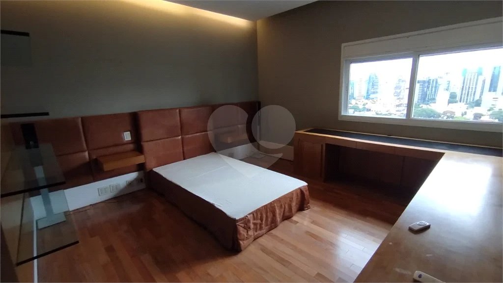 Á venda Apartamento Alto Padrão 5 suítes / 8 vagas 522m² Vila Nova Conceição