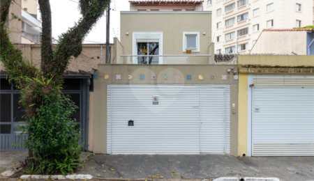 Casa à venda com 3 quartos, sendo 1 suíte, em Vila Monumento, São Paulo, SP