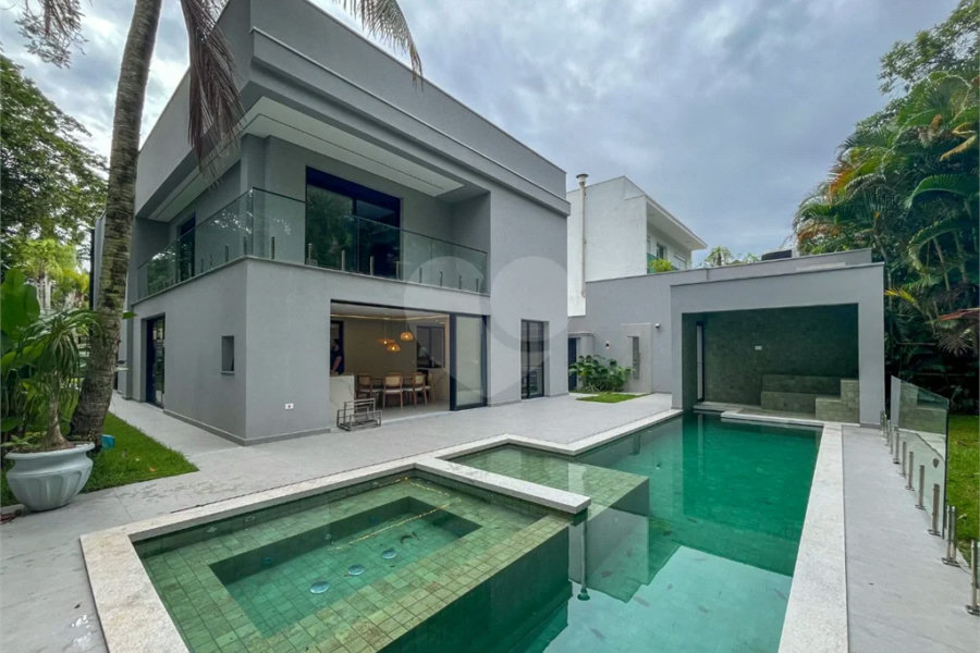 Casa à venda com 6 suítes em Riviera de São Lourenço, Bertioga, SP