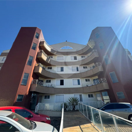 Apartamento de 2 Dormitórios á venda, no Parque Santa Marta em São Carlos.