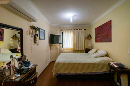 Cobertura à venda com 3 quartos, sendo 2 suítes, em Vila Olímpia, São Paulo, SP