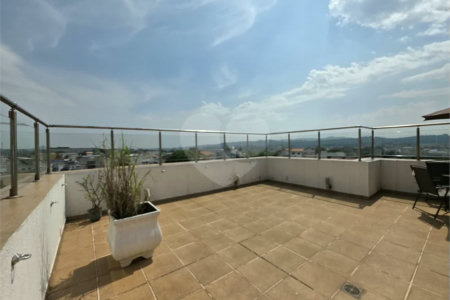 Apartamento / Cobertura Duplex a Venda no Edifício Roma em Vinhedo/SP