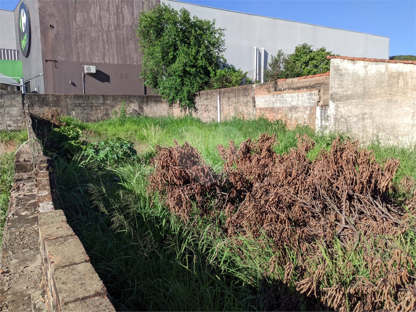 Terreno com 410,00 m² no bairro Vila Costa do Sol.