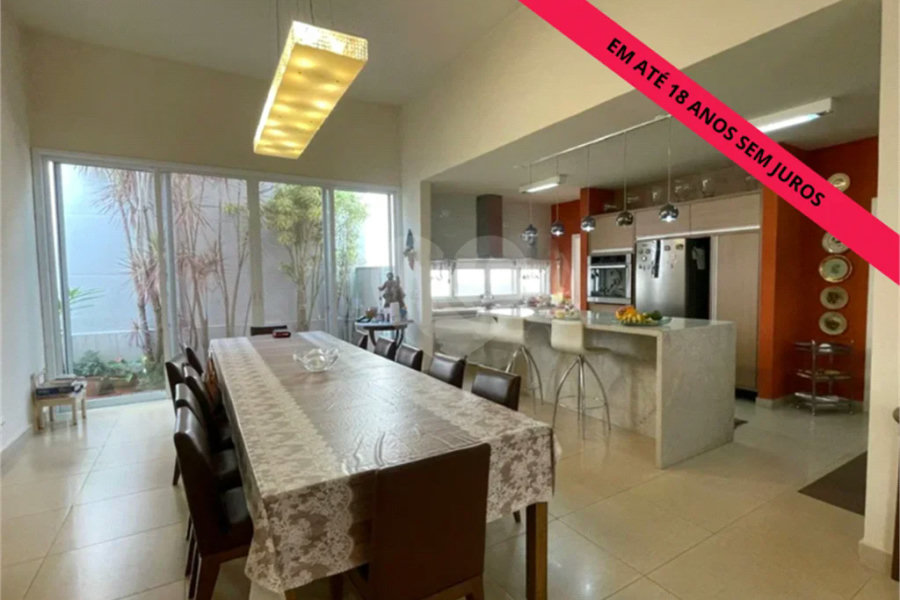 Casa à venda com 3 dormitórios no Bairro Cidade Jardim em Piracicaba - SP.