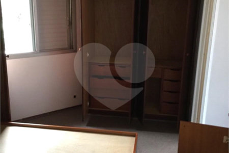 Apartamento com 68m², 2 dormitórios, sendo 1 suíte, 1 vaga, à venda na Vila Matilde.