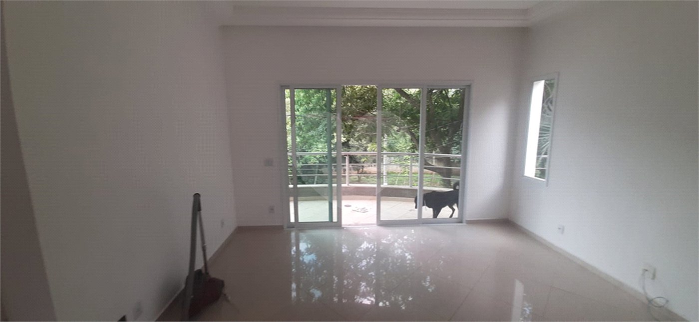 Sobrado com vista cinematográfica no Condomínio Villagio Capriccio/ Louveira- SP.