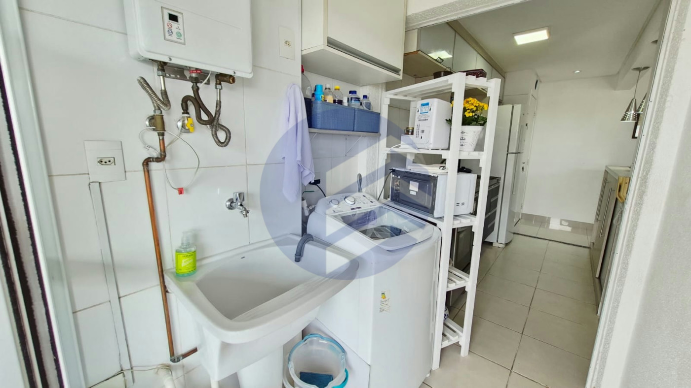 Apartamento à venda com 3 quartos, sendo 1 suíte, em Jardim Esmeralda, São Paulo - SP