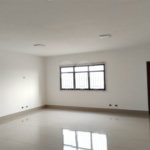 Aluga-se sala comercial na Vila Santa Catarina