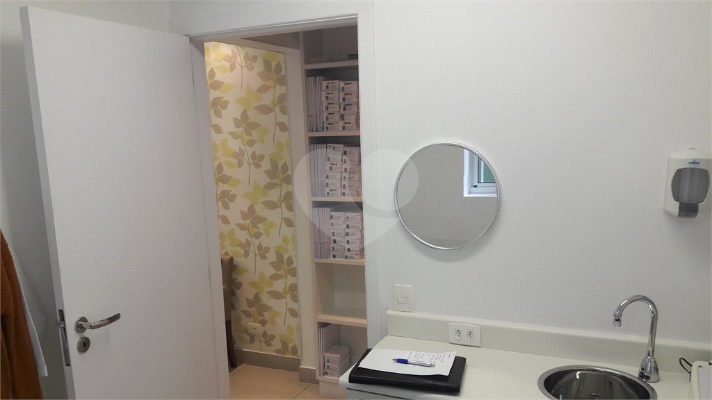 Sobrado à venda com 5 quartos em Chácara Santo Antônio (zona Sul), São Paulo, SP