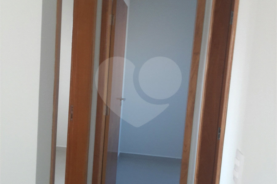 Apartamento com 37m2, 2 quartos, banheiro, sala, cozinha, COM vaga