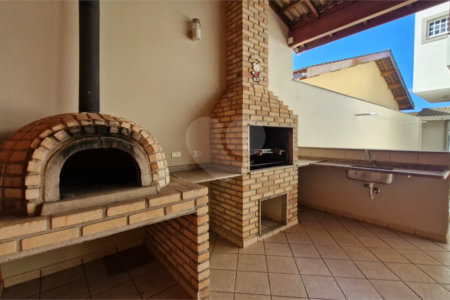 Casa sofisticada à venda em bairro nobre de Atibaia | 3 dormitórios | 408 m²