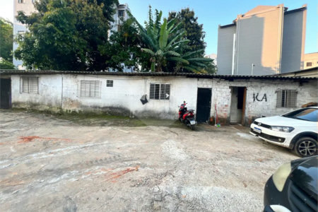 Terreno á venda - Saúde