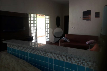 Chácara á venda com 1.250m2, em Aracê de Santo Antonio, em São Carlos.