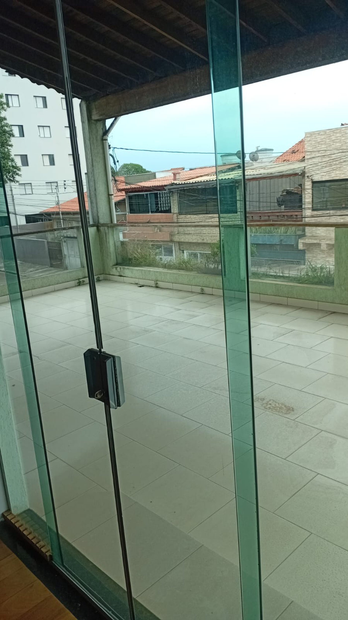 Sobrado residencial/comercial para alugar com 4 quartos, sendo 1 suíte, em Parque Ipê, São Paulo - SP