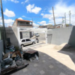 Sobrado Novíssimo à Venda – 3 Dormitórios, Suíte, Quintal e 6 Vagas – 132m² de Terreno