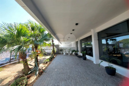 Apto com 130m² em frente ao SCC