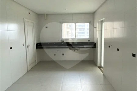 Apartamento alto padrão Guarujá