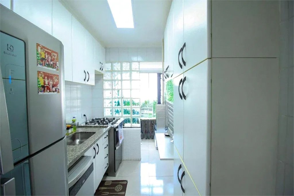 Apartamento com 55 m² à venda na Vila Bertioga.