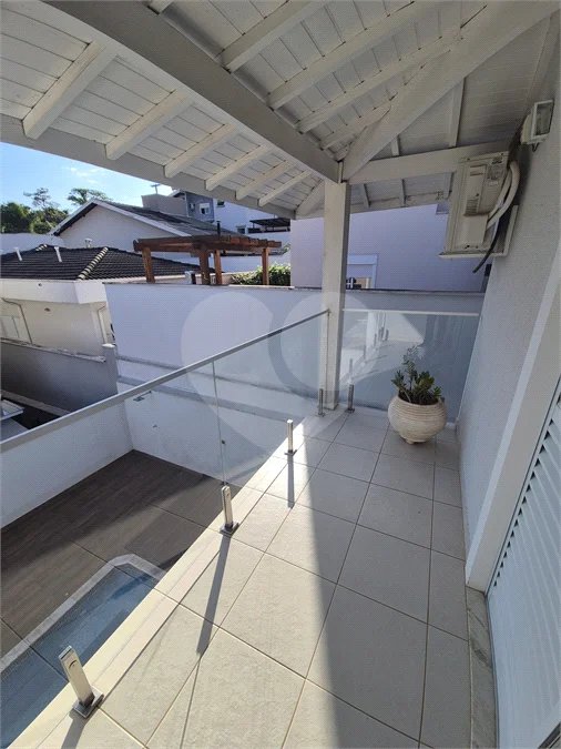 Belíssima Residência de 267 m² com Lazer Privativo no Condomínio Terras do Oriente – Valinhos