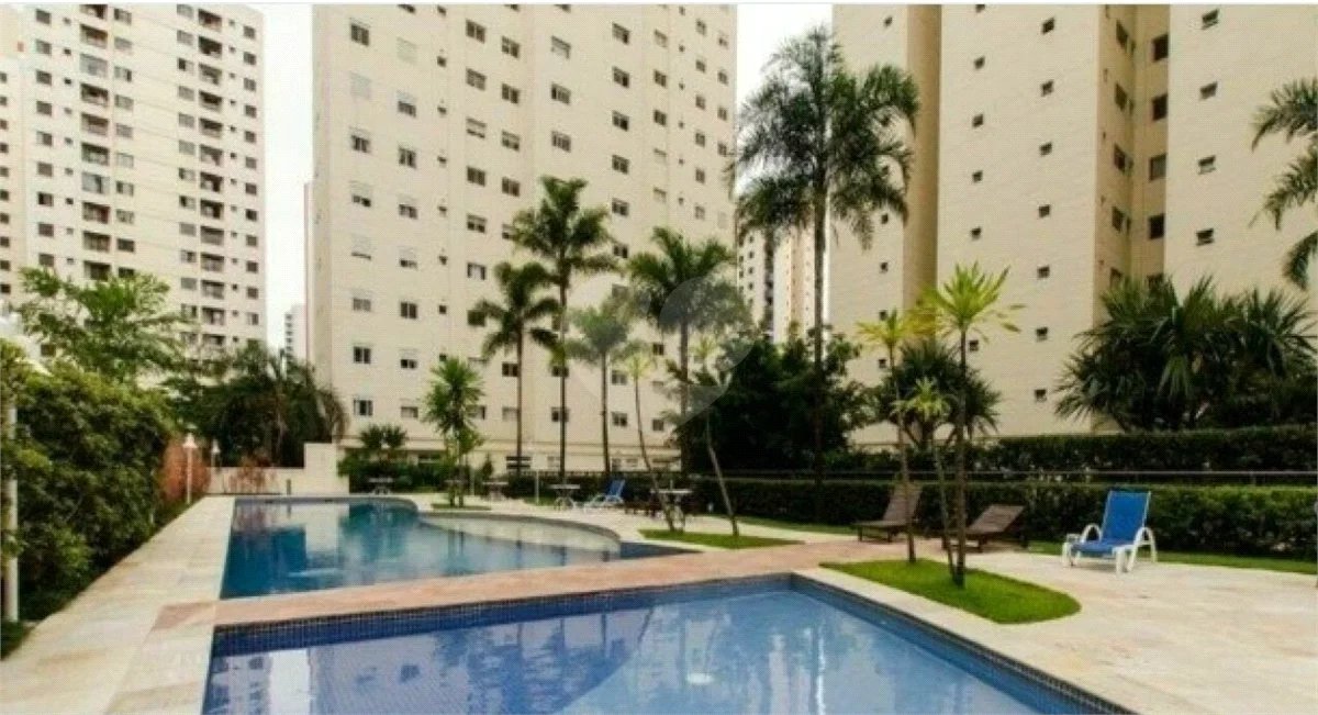 Excelente apartamento de 3 dormitórios, sendo uma Suíte e 2 vagas de garagem.