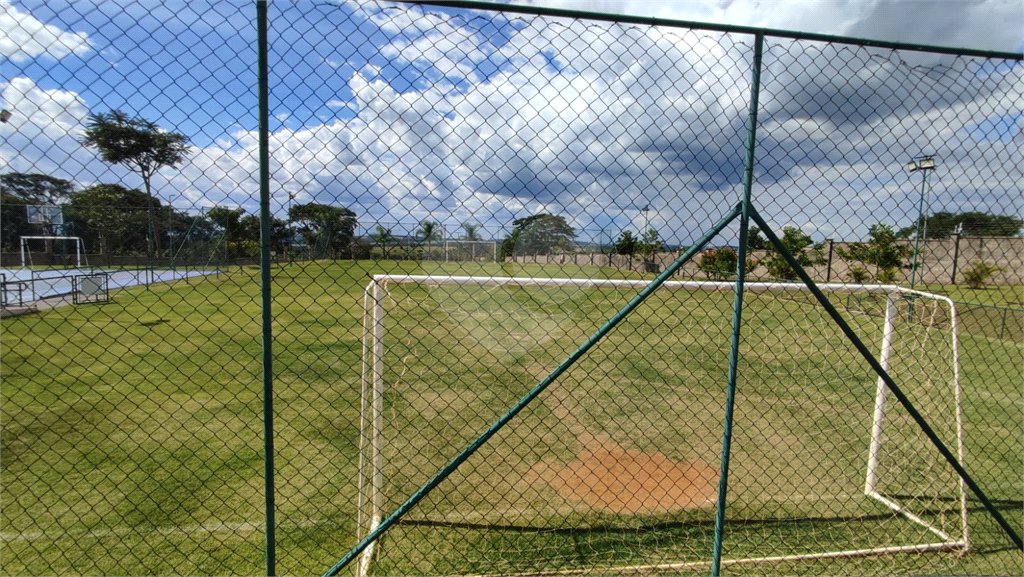 Lote à Venda em São Carlos, no Condomínio Villeneuve I