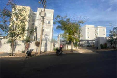 Apartamento no Condomínio Spazio Montemezzi