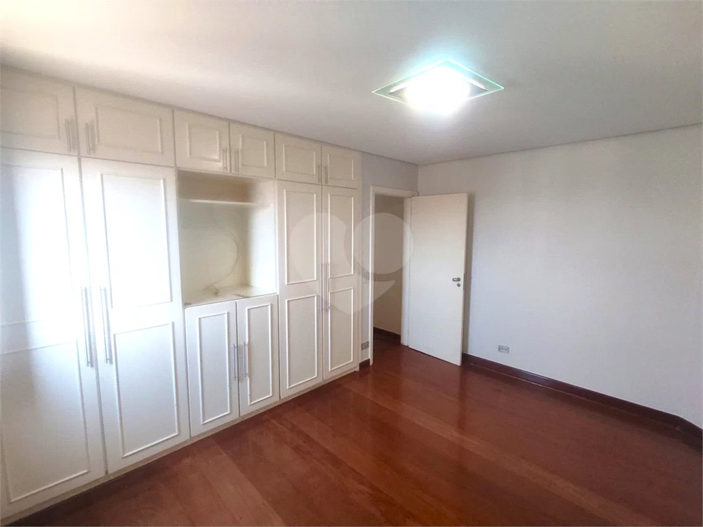 Apartamento para venda e locação no Bairro Vila Rezende em Piracicaba - SP.