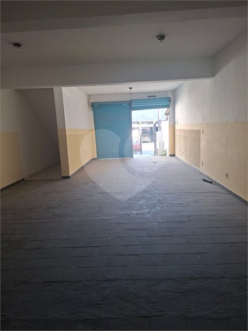 Indaiatuba - Salão Comercial - Vila Pires da Cunha - IPTU: R$ 168,00 - Venda: R$ 380.000,00 - Excelente oportunidade - Este salão comercial está localizado na Vila Pires da Cunha, ao da Avenida Ario Barnabé, no Jardim Morada do Sol. - Uma área em crescente valorização