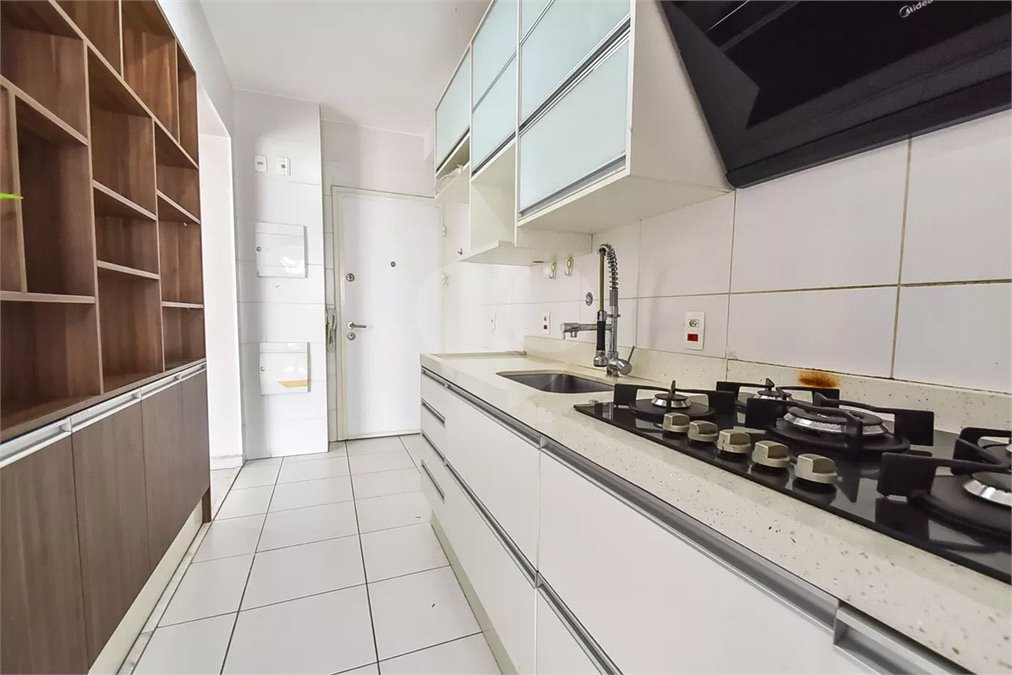 Apartamento para alugar com 100m², 3 quartos e 2 vagas
