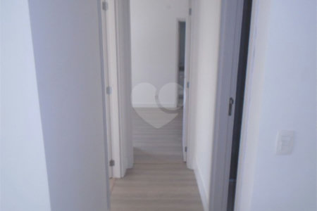 Condomínio Biografia Apartamento com 69m2 com 2 dormitórios e 1 vaga.Aceita Permuta