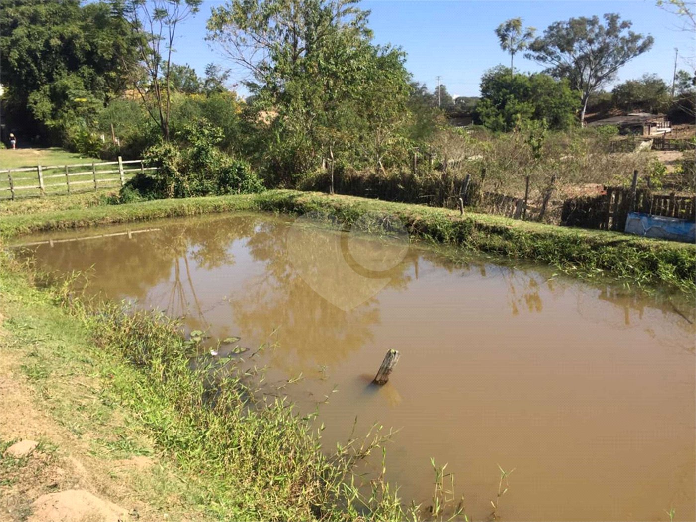 CHACARA A VENDA COM 3.190M², 2 DORMITORIOS, 2 BANHEIROS, 6 VAGAS - CHACARA SÃO JOSÉ - SÃO JOSEÉ DOS