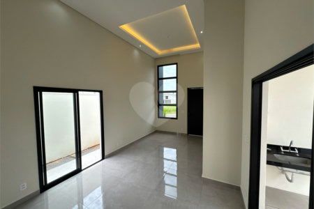 Casa exclusiva no Residencial Villeneuve - São Carlos/SP