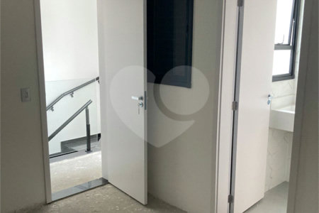 Lindo Sobrado Novo no Ipiranga em Condomínio - 2 Suítes/2 Vagas na garagem - Próx. ao Museu!