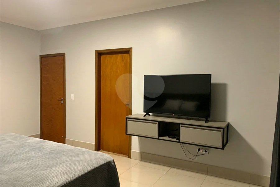 Linda Casa à Venda no Bairro Santa Rosa, na cidade de Piracicaba-SP.