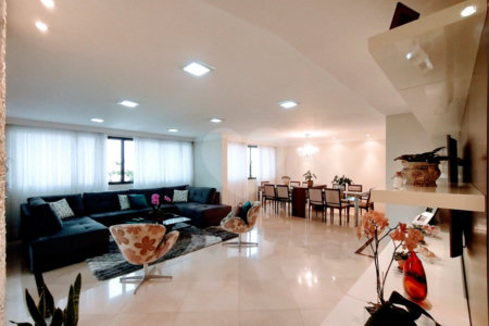 Apartamento para venda na Mooca com 4 suítes, 5 vagas. Condomínio Europa Cicero.