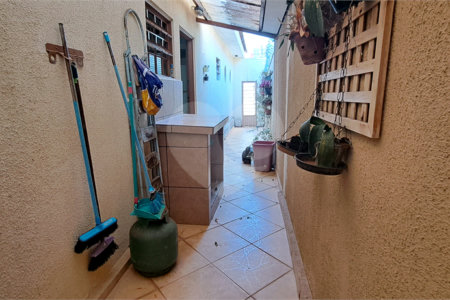 Casa com 4 quartos próxima a USP