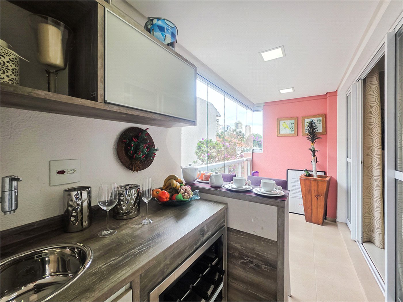 Apartamento - Ipiranga - 2 Quartos / Dormitórios - 1 Vaga - Venda / Compra