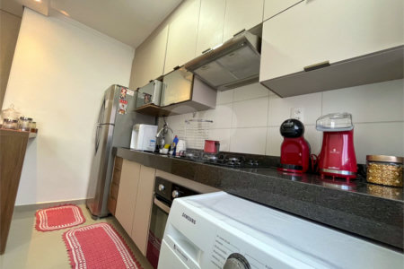 Apartamento à venda no condomínio Parque dos Manacás