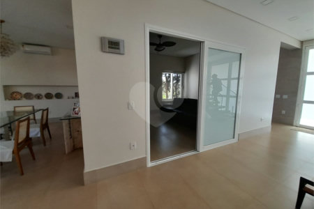 Casa à Venda no Condomínio Damha III – Elegância e Conforto para sua Família