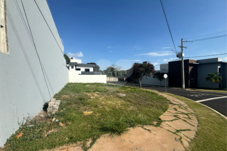 Terreno de Esquina no Faixa Azul