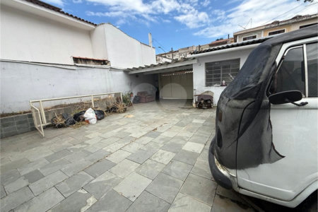 Casa Térrea a Venda Jd Satélite com poder construtivo