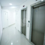 Indaiatuba - Torre Business -Venda e Locação - Escritório e WC , com area util de 39.16m² -R$ 385.000,00- Locação - R$ 2.600,00, mais condominio de R$ 317,,48 - iptu de R$ 110,63 - condominio para venda - R$ 503,86 - Complexo Office Premium de 3 torres de salas comerciais, um shopping