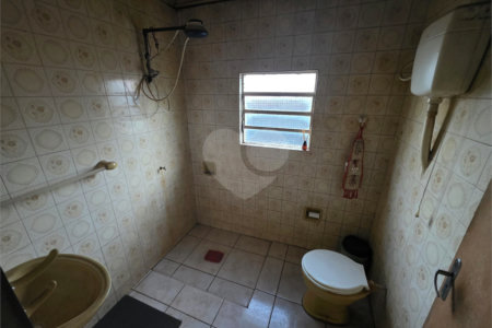 Casa para reforma terreno de 300 m²