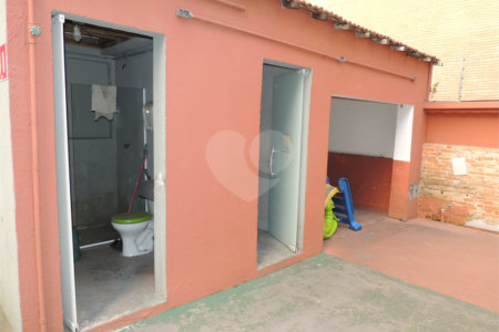 Excelente Casa Térrea Comercial em Região Nobre !!!