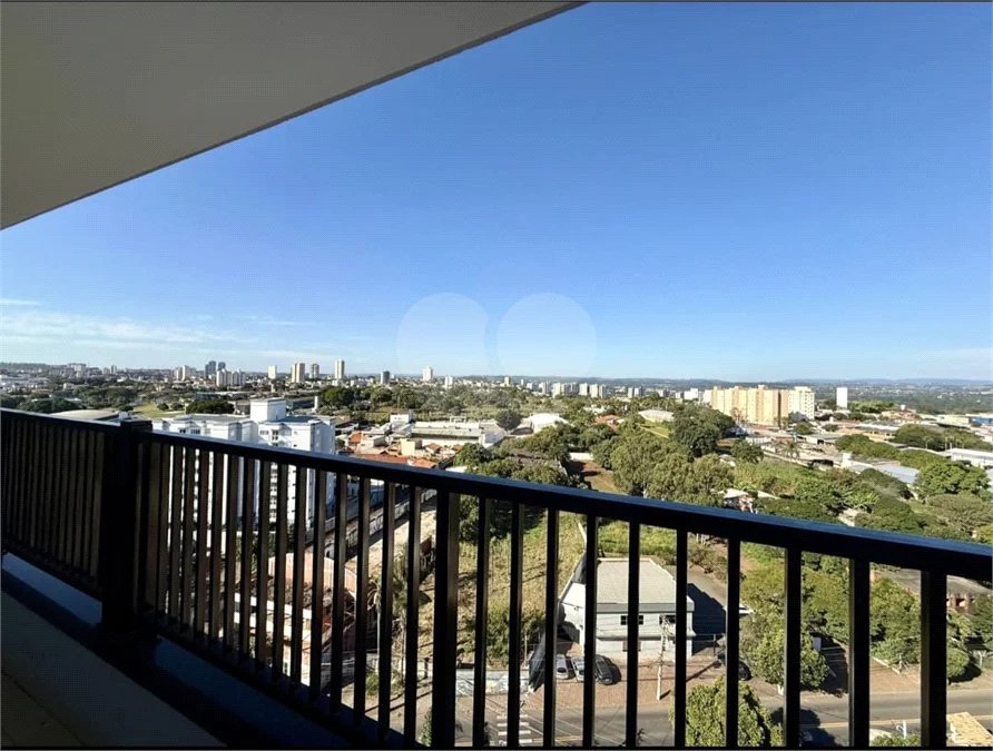 LINDO APARTAMENTO À VENDA – VILA BELA