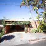 Casa com 4 Dormitórios e área de lazer com piscina