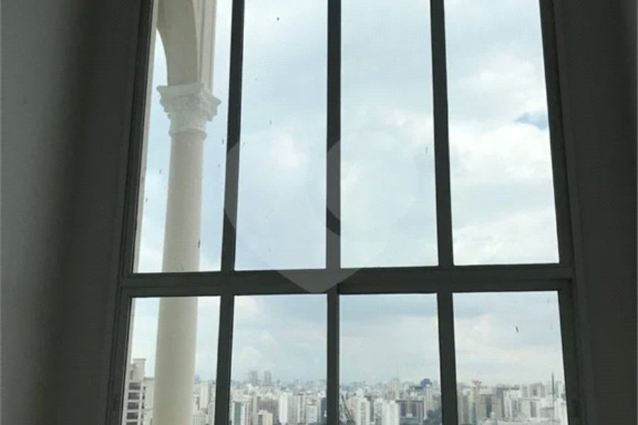 Apartamento à venda com 1 suíte em Campo Belo, São Paulo, SP