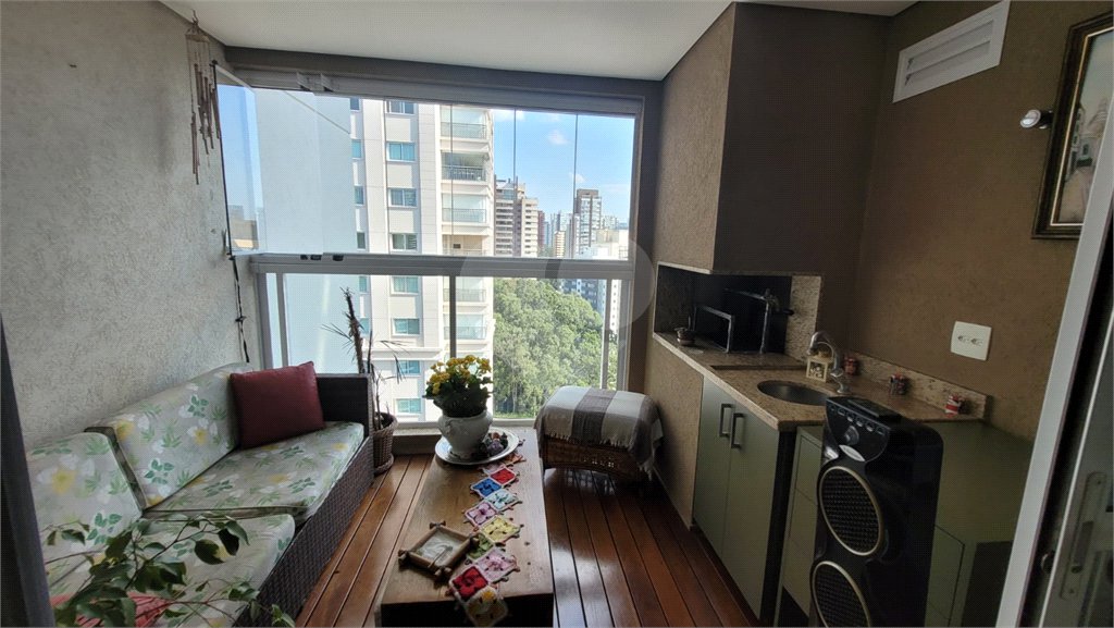 Apartamento à venda com 2 quartos, sendo 1 suíte, em Morumbi, São Paulo, SP