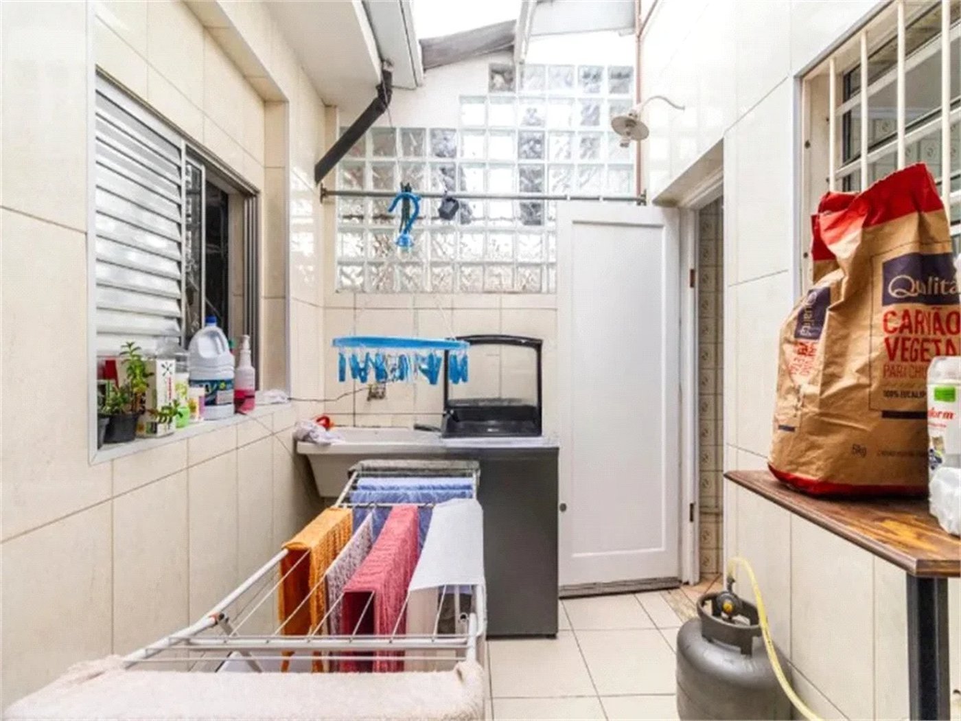 Casa de Vila à venda ou para alugar com 3 quartos em PINHEIROS, São Paulo, SP